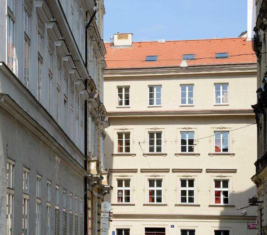 Safestay Charles Bridge Hostel Prag